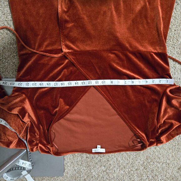 Sz 3XL Baltic Born Meghan Velour Wrap Gown in Rust - Picture 7 of 11